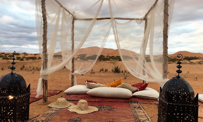 La mejor experiencia en el desierto de Marruecos, Dromedario Volador y Kam Kam dunes
